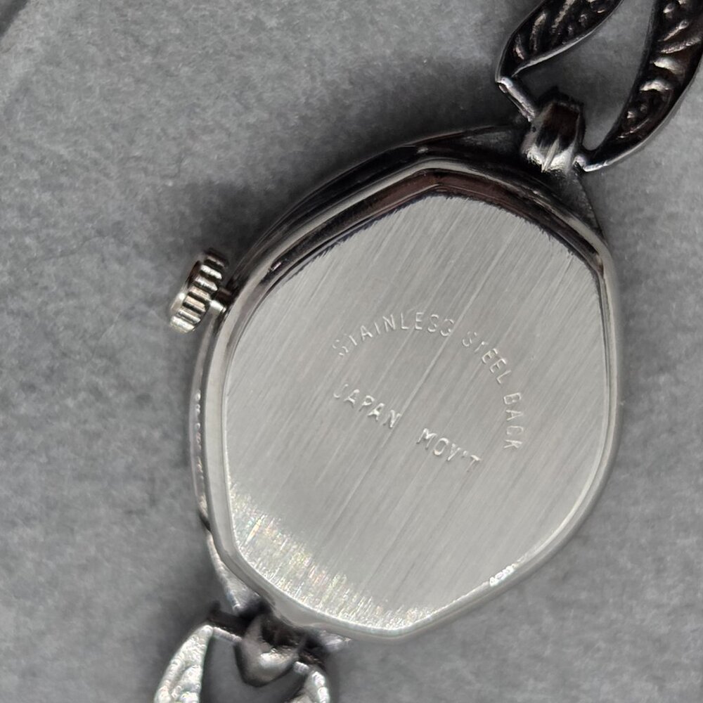 Women's Watch - Picture 4 of 4